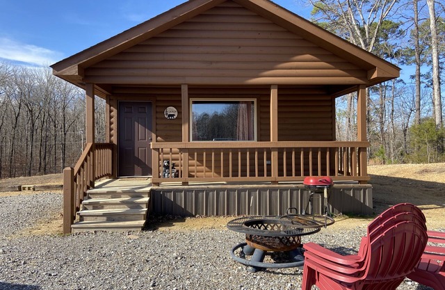 Cub Cabin has Star Gazing for Outdoor Lovers. No Pets Allowed