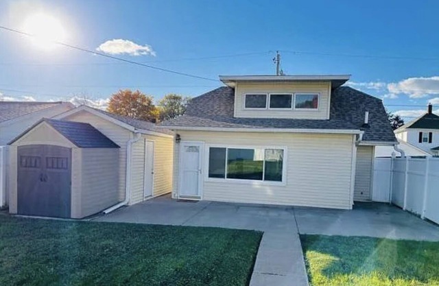 Cute 2bed room bring lots of energy place to get away !