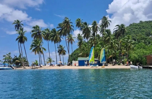 Cute Studio Apartment in Soufriere From Clavier's