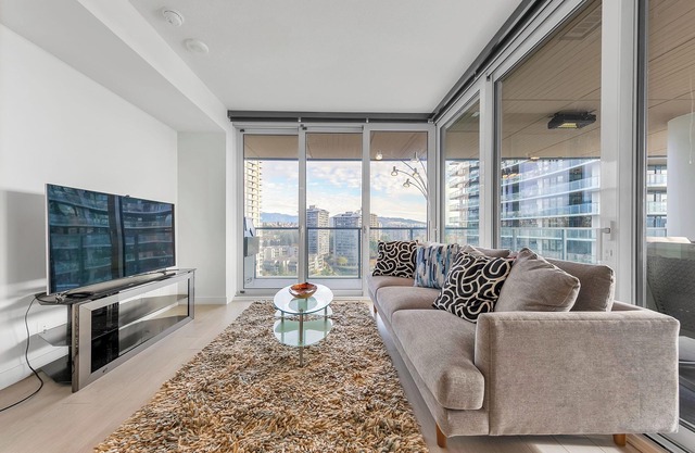 D12 - Amazing 2 bedroom in Brentwood