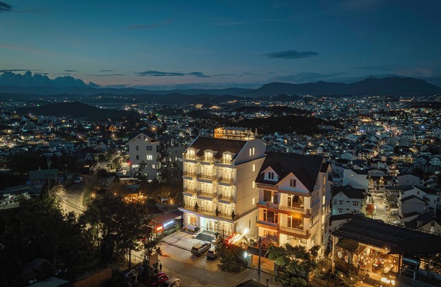 Dalat Roof Hotel