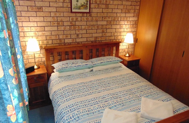 Dalmeny Shores 2 Bedroom Upstairs Unit