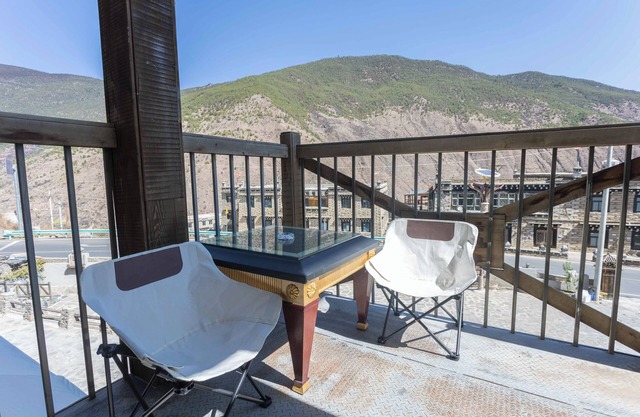 Daocheng Yading Shiruo Hotel
