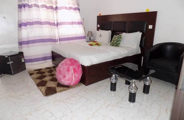 De Fellas Palace Hotel & Suites