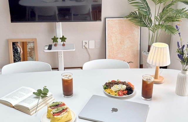 Deagu Stay On, A 5-minute walk from Anjirang Station, Apsan Cafe Street