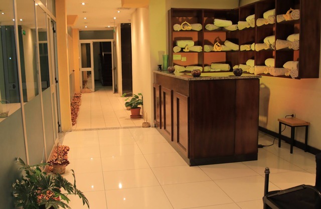 Debredamo Hotel