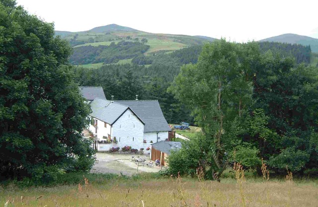 Dee Valley Cottages - Swallows Cottage