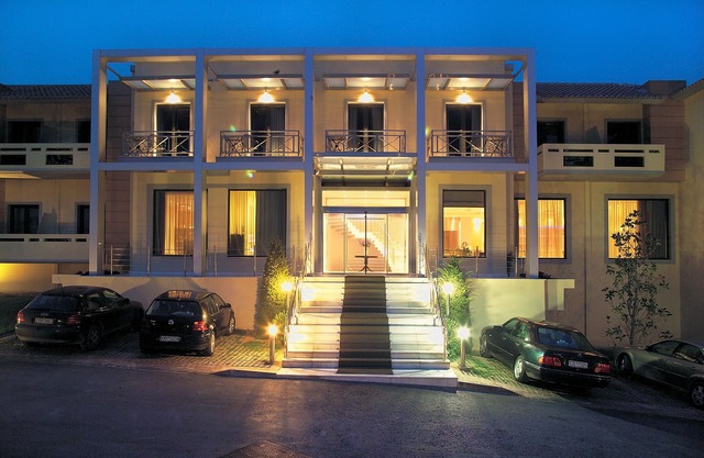Dekelia Hotel