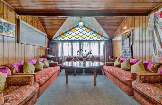 Dekeling Hotel