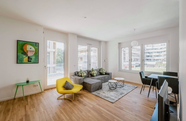Delightful 3 Room Apart. ETRO I Centre I Balcony I Family-friendly I Homeoffice