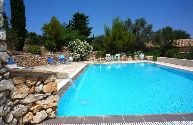 Delightful country villa, private pool, near sea , peaceful Skinaria , Zante.