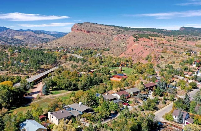 Delightful, newly-built 1-bedroom apartment in Lyons!