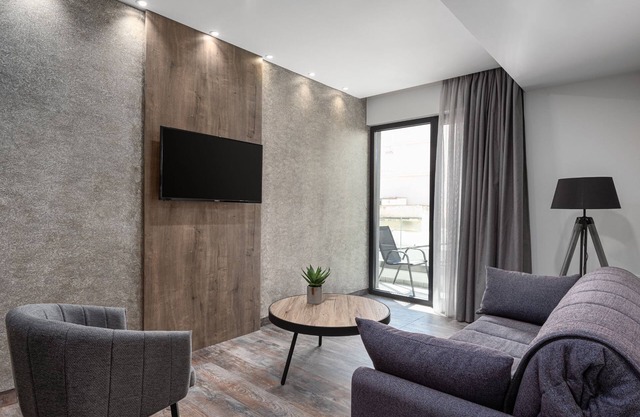 Deluxe Double Room By Athenian Spirit