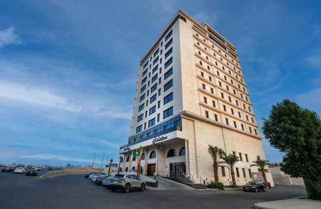 Deluxe King Vibes | Stylish Stay in Jeddah