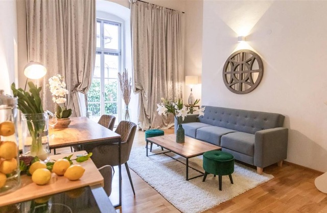 Deluxe Loft with Terrace in the historic centre of Krems