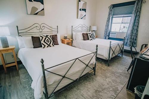 Deluxe Room at The Block