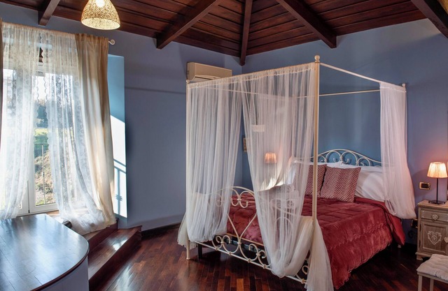 Deluxe Room with Stunning Garden View
