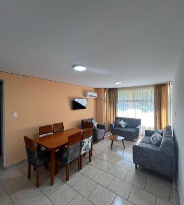 Departamento Confort y Seguridad en Exclusiva Zona de Piura, Frente a Parque y Cerca de Todo