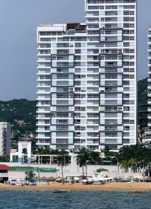 Departamento frente a la bahía