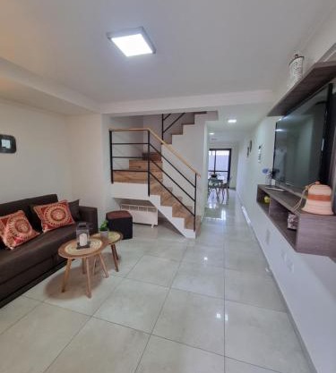 Depto triplex frente el lago