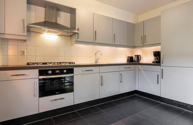 Detached bungalow for 10 persons