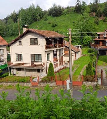 Detached Guest House Рилски кът Маджаре