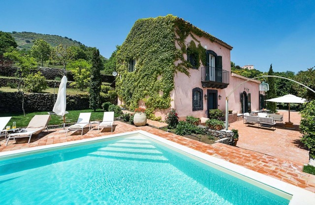Dimora Ronzini - Four Bedroom Villa, Sleeps 6