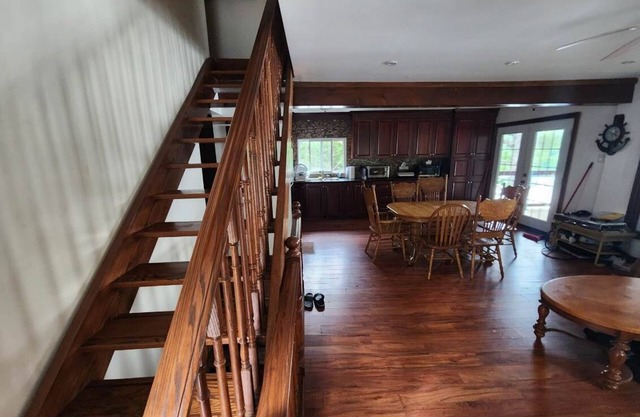 Discover Serenity: Ultimate Summer Getaway Awaits at Charming Cottage Retreat!