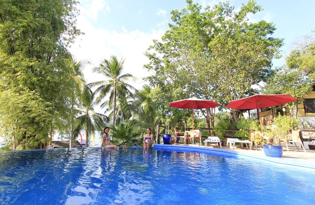 Discovery Island Resort
