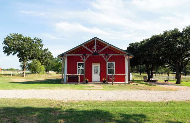 Dog-Friendly Texas Ranch w/Patio, Horses On-Site