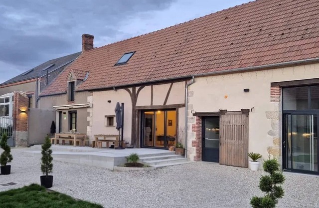 Domaine Renovated farm with SPA, 15 sleeps, private parking, near Paris
