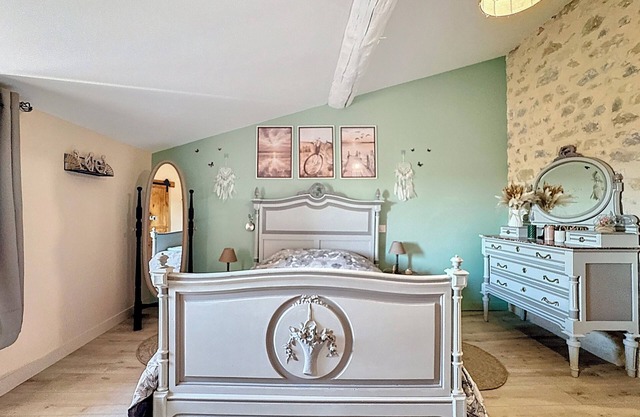 Domaine Taurin gîte Elyssa