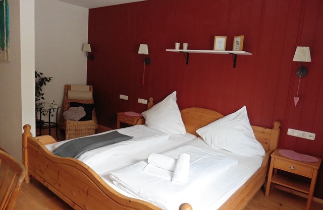 Doppelzimmer, 24qm, mit Dusche und WC