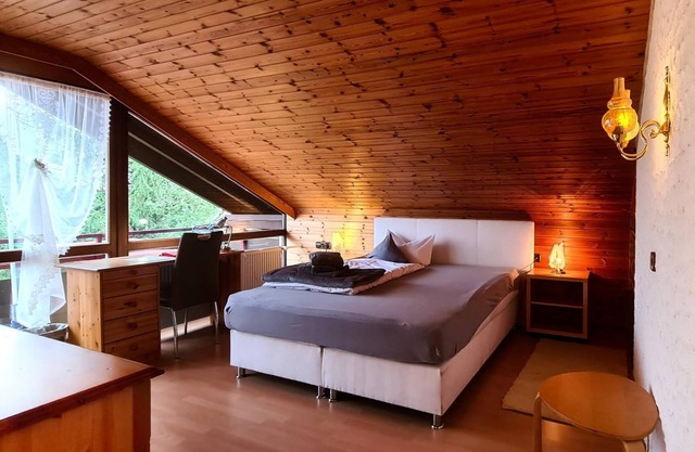 Doppelzimmer Landhotel Schönblick mit Balkon 07