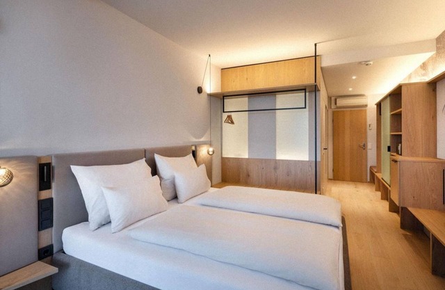 Doppelzimmer mit Terrasse - Quellenhotel Heiltherme Bad Waltersdorf