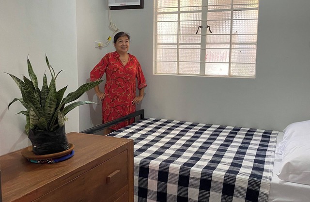 Double Bedroom in a spacious two-storey beach house