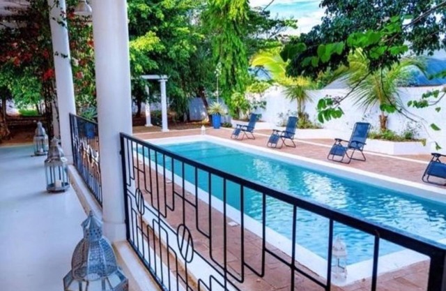 Double En-Suite room in Amans Luxury Villa with private pool