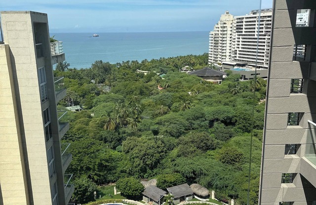 Double floor apartment in front of the sea