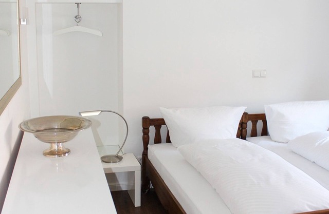 Double room 4 - Guesthouse Zwovier Meersburg