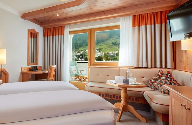 Double room "Alpenrose" | 3-4 nights - The Edelweiss - Salzburg Mountain Resort