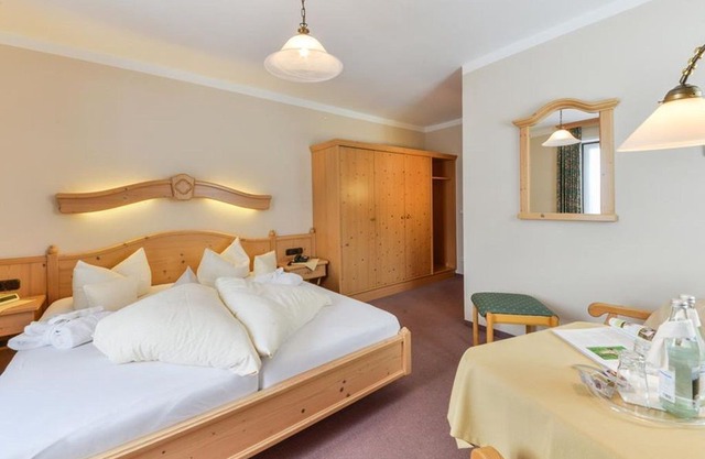 Double room Cat. A (1-2 nights) - Kur- & Vitalhotel Sonnen