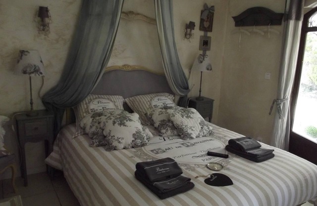 Double room-Comfort-Ensuite with Shower-Garden view