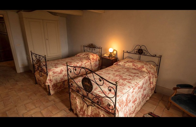 Double room in luxury villa