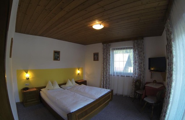 Double Room - Pension Wörndl