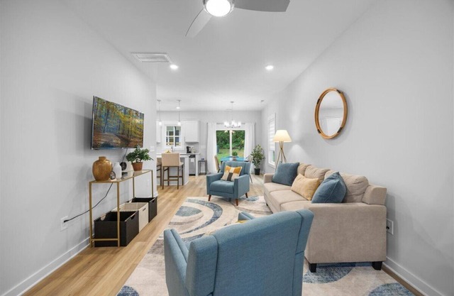 Downtown Retreat Near DPAC & Duke + Free Parking