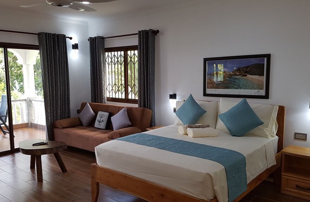 Drake Seaside Studio - Ground Floor