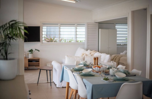 Driftaway- Absolute Beachfront LJ Hooker Yamba