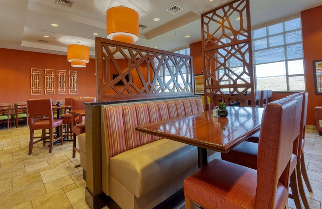 Drury Inn & Suites Indianapolis Northeast