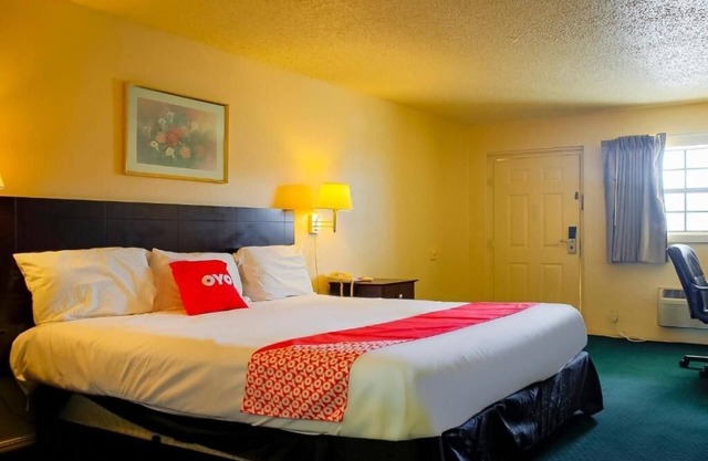 Duncan Room With Parking Near Trails And Easy Dining Access