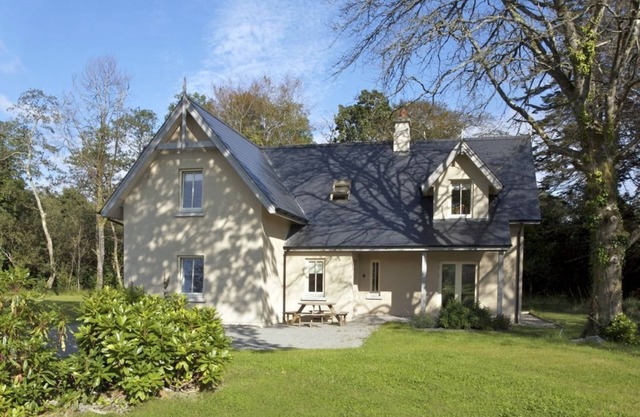 Dunkerron Woods 4 bedroom 4010 - sleeps 8 guests in 4 bedrooms